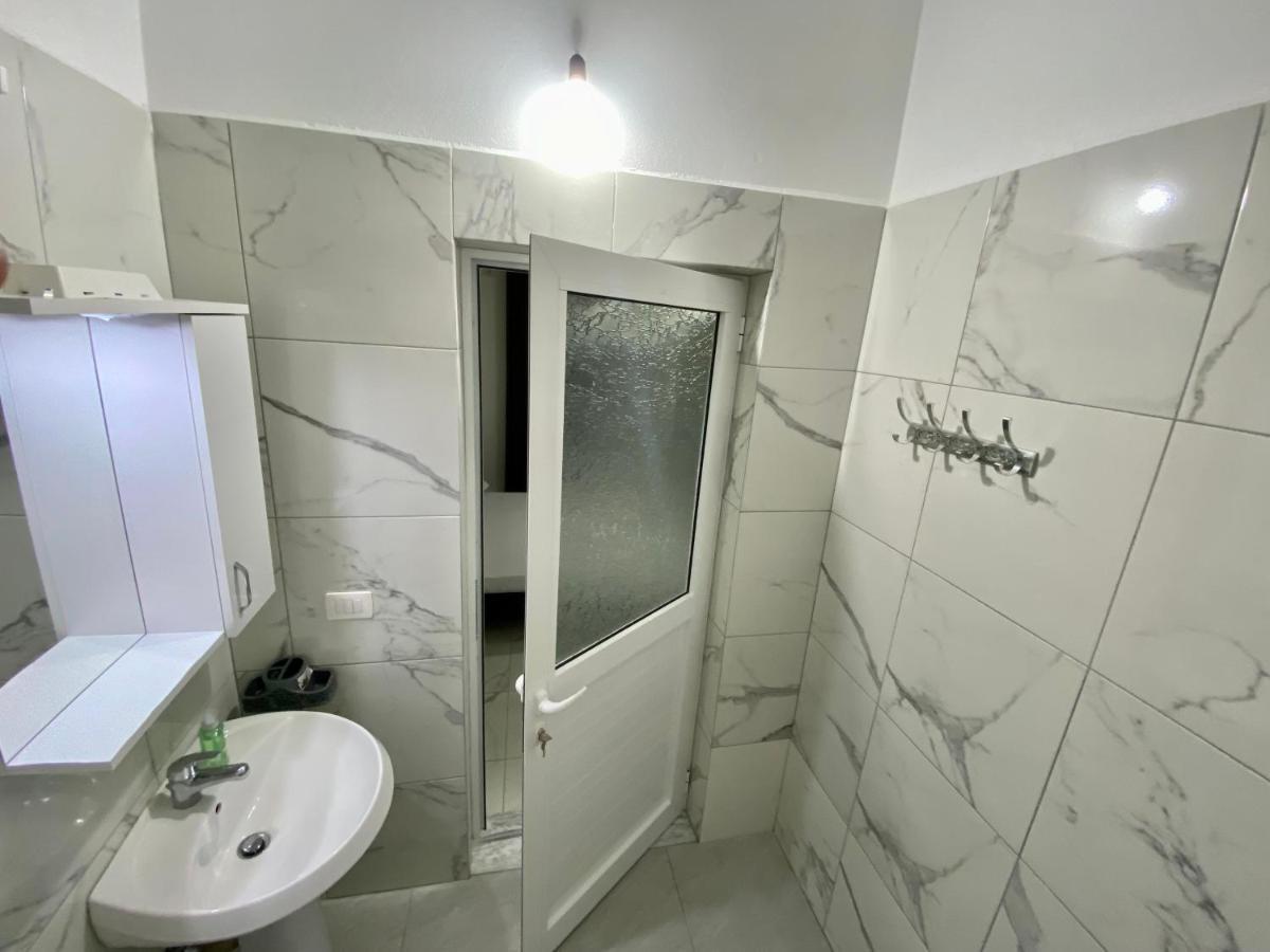 Apartmente Pamela Саранда Екстер'єр фото